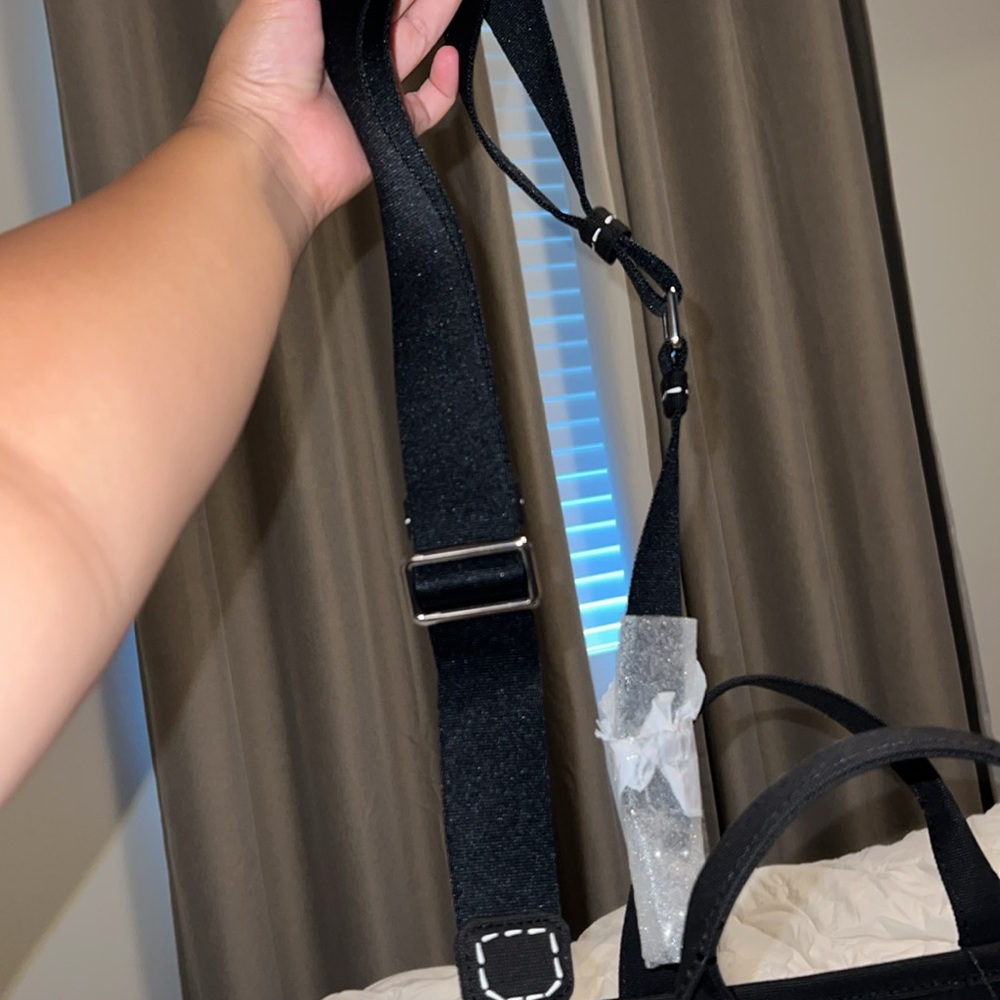 Marc Jacobs Black Classic Tote Bag - Picture 5 of 6